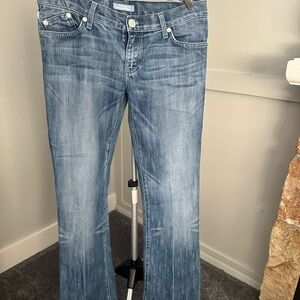 Rock & Republic Light Blue Wash Boot Cut Jeans